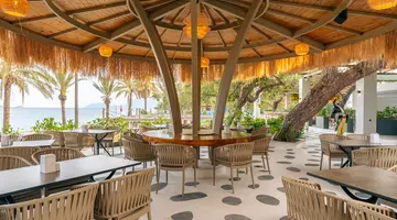 PIRATES BEACH CLUB