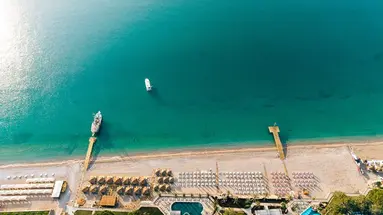 PIRATES BEACH CLUB