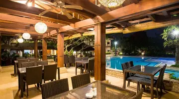 Plagoo Holiday Hotel
