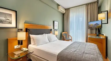 Plaka Hotel