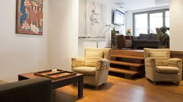 Plaka Hotel
