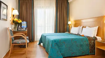 Plaka Hotel