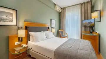 Plaka Hotel