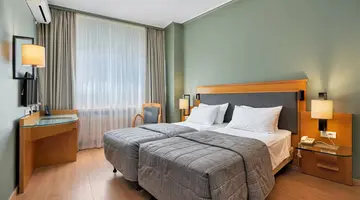 Plaka Hotel