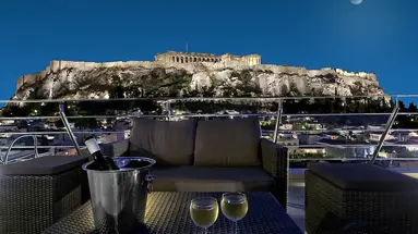Plaka Hotel