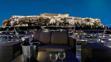 Plaka Hotel