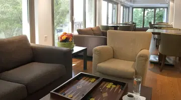 Plaka Hotel
