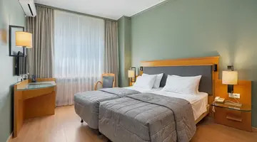 Plaka Hotel