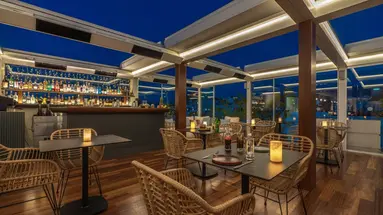 Plaka Hotel