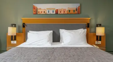 Plaka Hotel