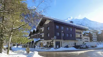 Plan B Hotel - Living Chamonix