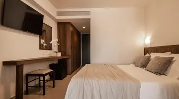 Planos Deluxe  Hotel