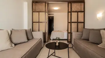 Planos Deluxe  Hotel