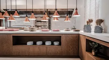 Planos Deluxe  Hotel