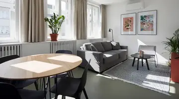 Plantonia Aparthotel