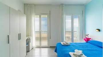 PLATINUM HOTEL