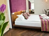 Platinum Residence Boutique Hotel