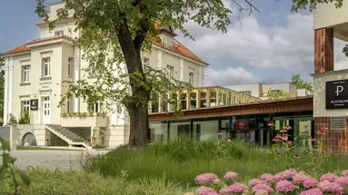 Platinum Residence Boutique Hotel
