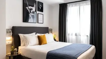 Play Theatrou a member of Brown Hotels