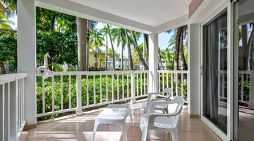 Playa Bachata Resort