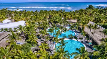 Playa Bachata Resort