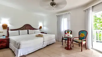 Playa Bachata Resort
