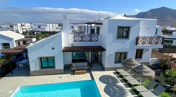Playa Blanca Beach Mate Villas