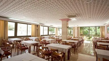 Playa Blanca Hotel