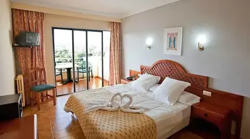 Playa Blanca Hotel