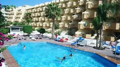 Playa Olid Suites & Apartments