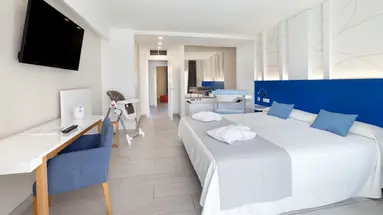 Playa Olid Suites & Apartments