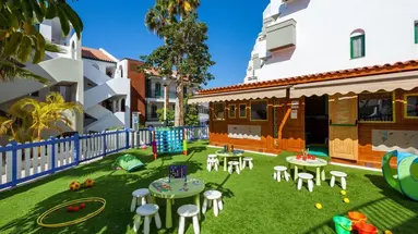 Playa Olid Suites & Apartments