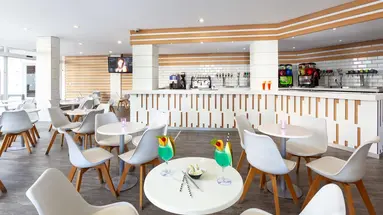 Playa Olid Suites & Apartments