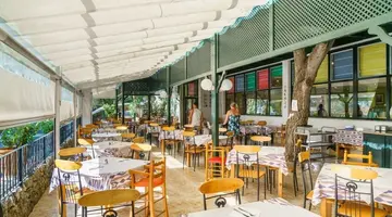 Playa Parc Apartments