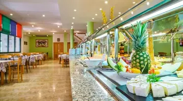 Playa Parc Apartments