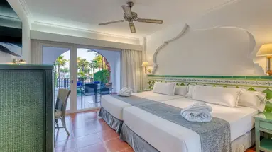 Playacalida Hotel