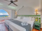 Playacalida Hotel