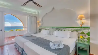 Playacalida Hotel