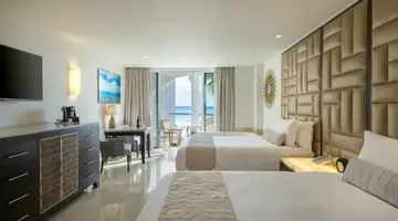 Playacar Palace