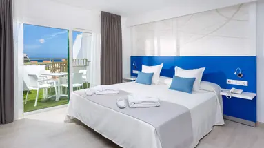PLAYAOLID SUITES & APARTMENTS