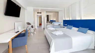 PLAYAOLID SUITES & APARTMENTS