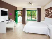 PLAYAOLID SUITES & APARTMENTS