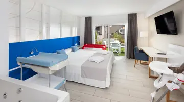 PLAYAOLID SUITES & APARTMENTS
