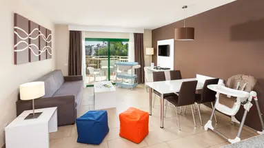 PLAYAOLID SUITES & APARTMENTS