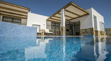 PLAYITAS VILLAS