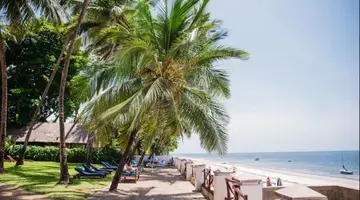 PLAZA BEACH HOTEL
