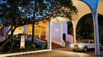 Plaza Beach Hotel