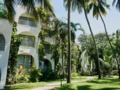 PLAZA BEACH HOTEL