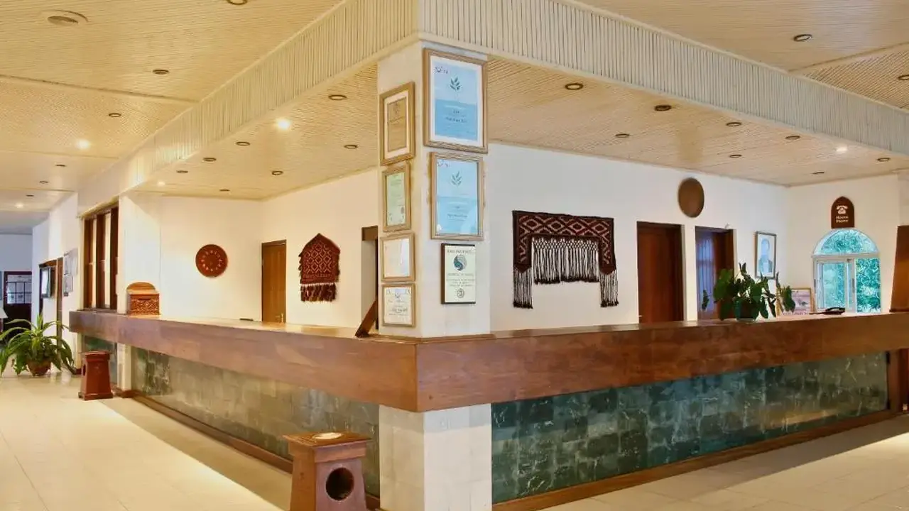 PLAZA BEACH HOTEL