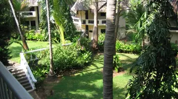 PLAZA BEACH HOTEL
